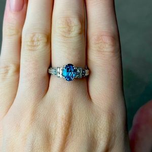 Charmed Aroma | Sterling Silver Size 7 Ring